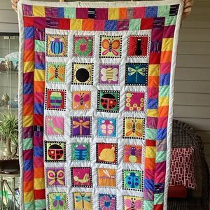 NWT. Girls Love Bugs Too! Hand Crafted Children’s Quilt